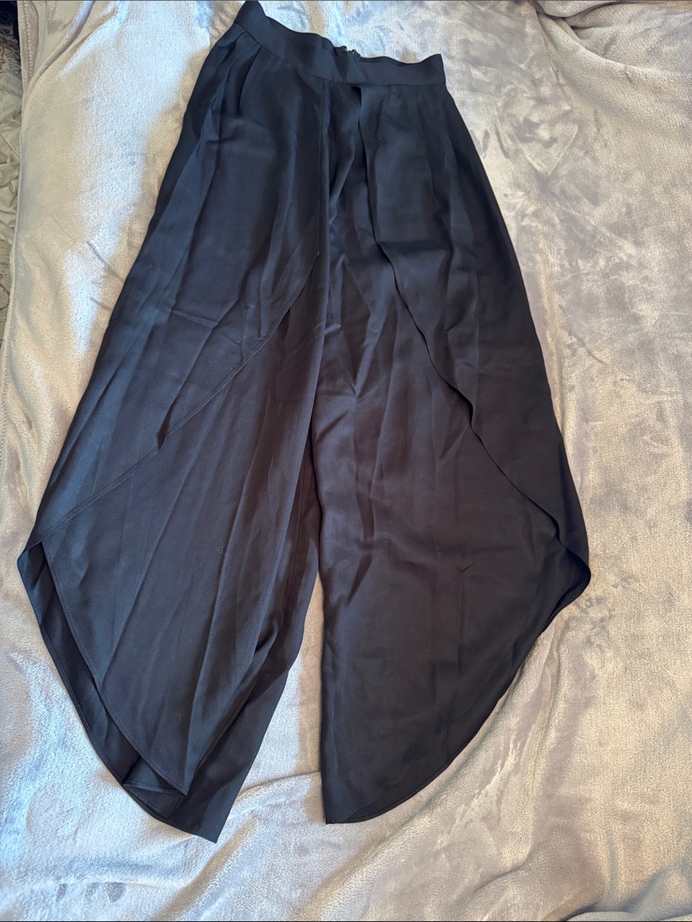 BCBGMaxAzria Black Draped Wide-Leg Overlay Pants